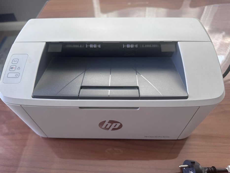 Принтер HP laser jet pro