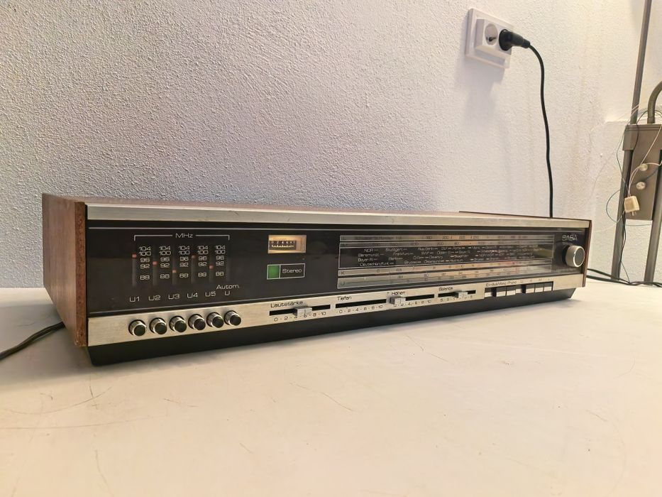 Amplituner SABA Meersburg Stereo Automatic H receiver