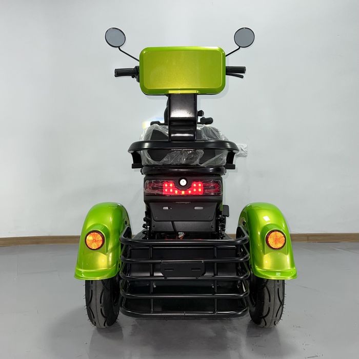 Електрическа триколка тип Веспа модел 750.2 NEW 2+1 TELSTAR