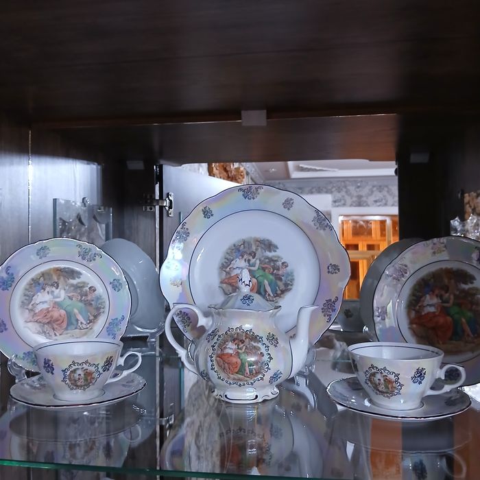 Madonna servis sotiladi 14 personli