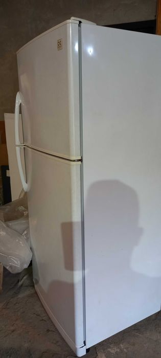 продам холодильник