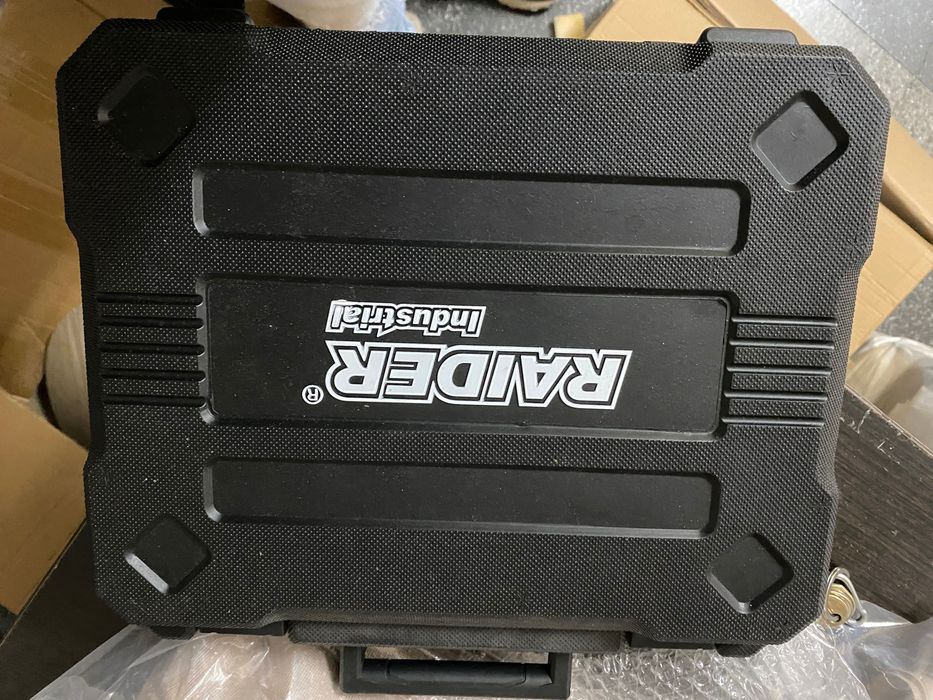 Куфар за винтоверт Rider industrial