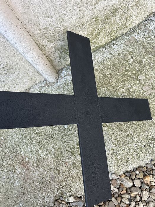 Suport Brad de Crăciun din Fier Masiv – Mare, Stabil, Realizat Manual