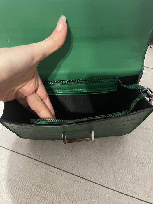 Дамска чанта