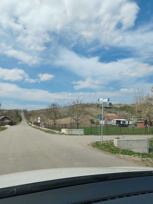 Teren 2000 mp Gădălin (Jucu)