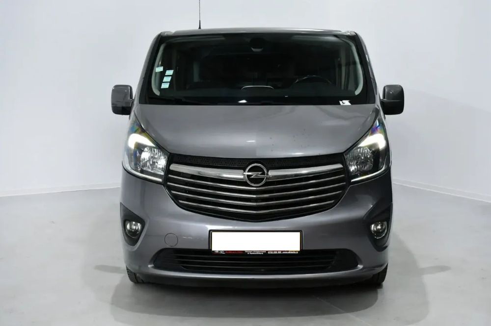 Fata completa Opel Vivaro 2018