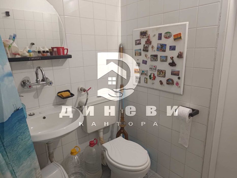 Продава се Четиристаен апартамент в Стара Загора, Център - 91 кв.м за 1208 €/кв.м - Снимка #12