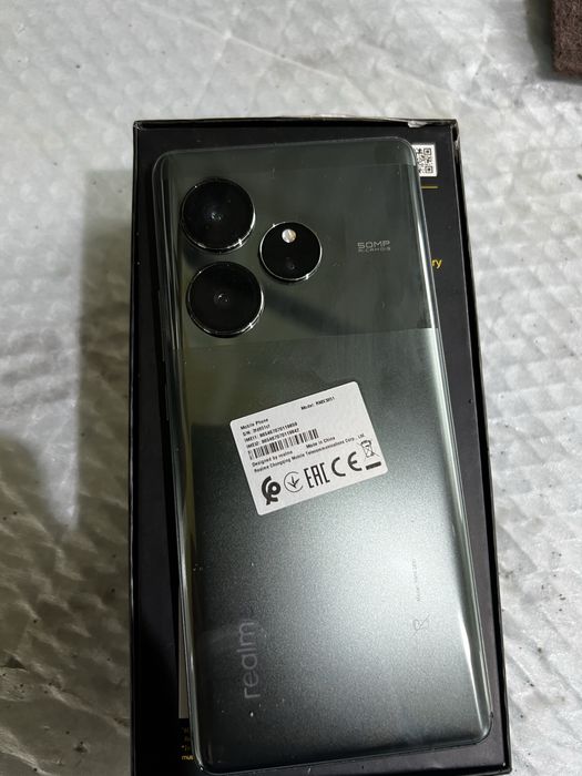 REALME GT6 12/256gd