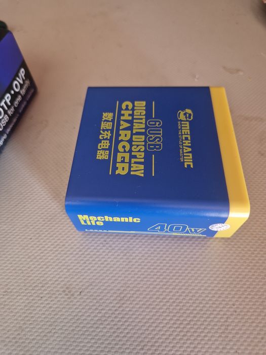 Зарядно usb устройство