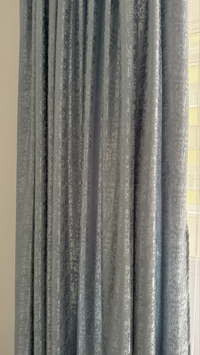 Продам шторы в отличном состочнии