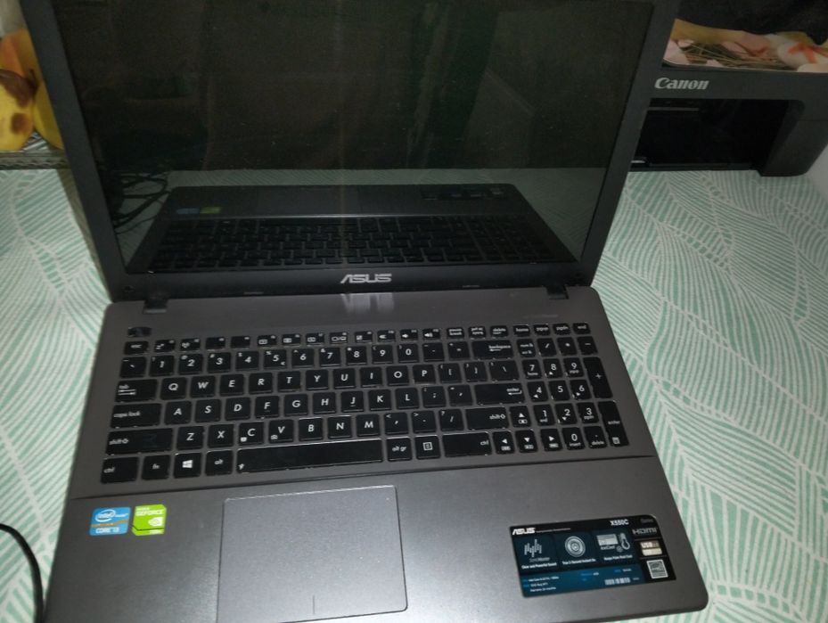 Laptop Asus  X550C