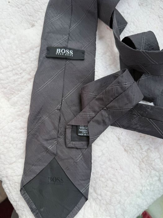 Оригинална Hugo Boss вратовръзка