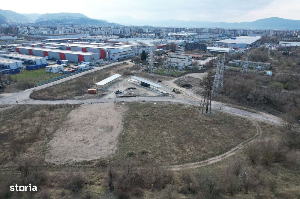 Teren Intravilan Coresi Parc Industrial - Tractorul