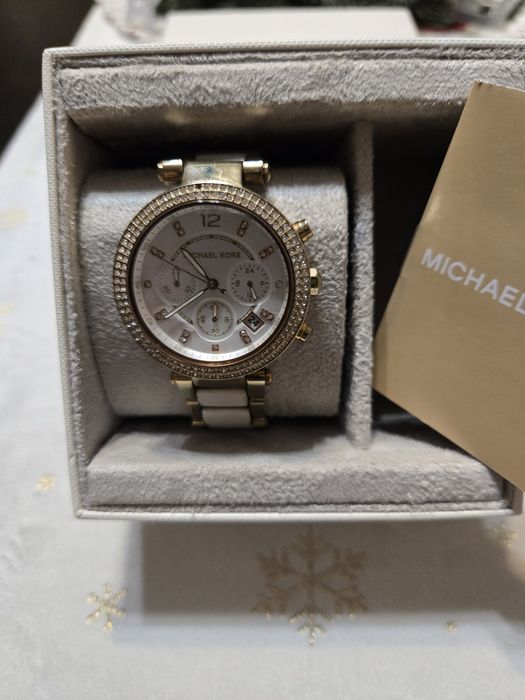 Оргинален дамски часовник