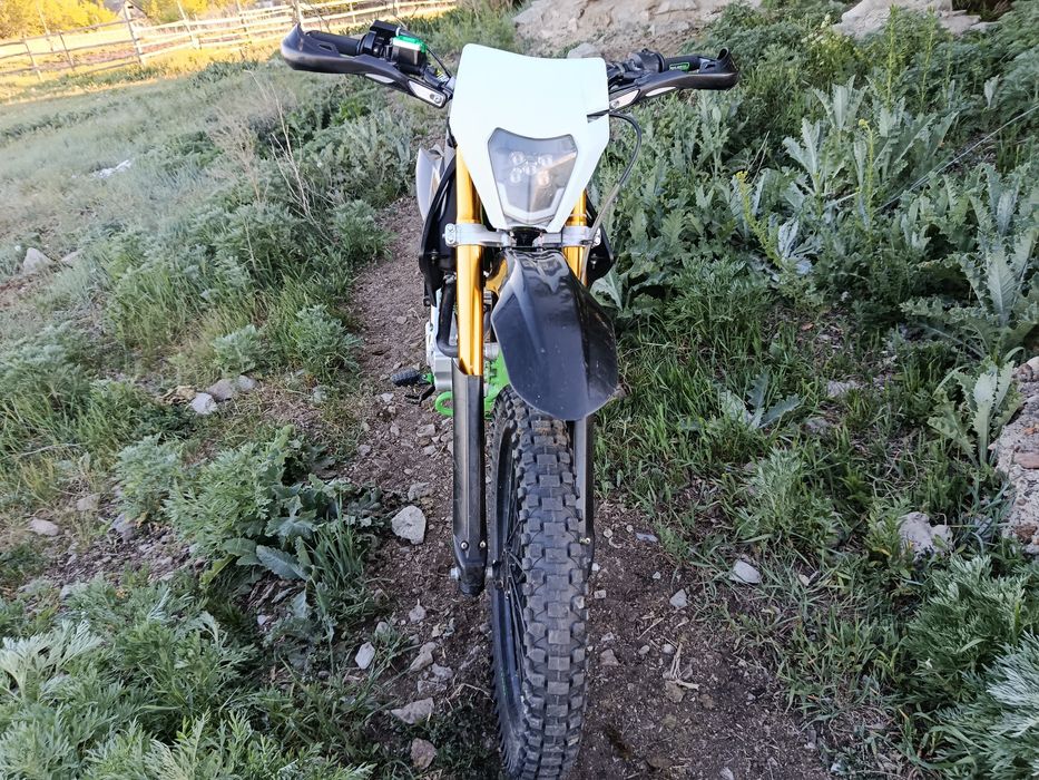 Продам эндуро Yamma 250