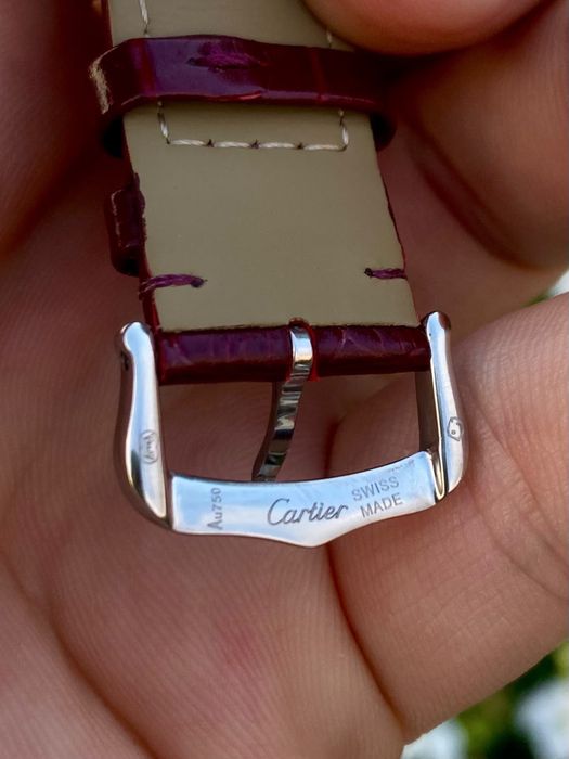 Cartier Tank Must red dial