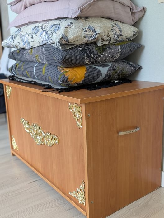 Вместительный сундук для хранения вещей