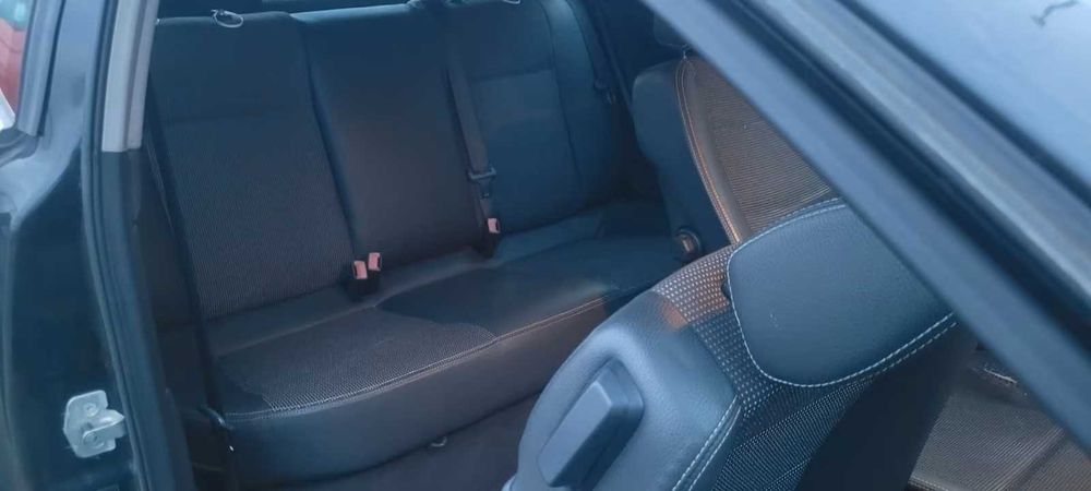 Opel Astra H GTC 1.7 CDTI