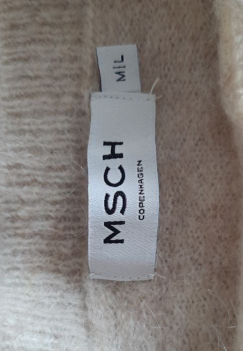 Маркова блуза с естествена вълна