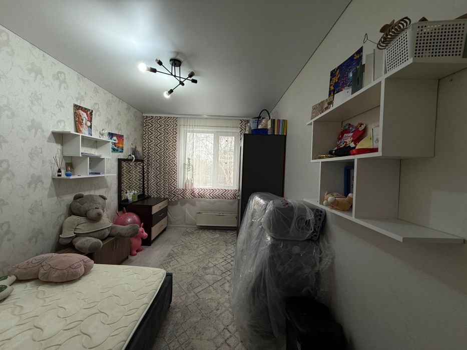 Продам 3 комнатную квартиру