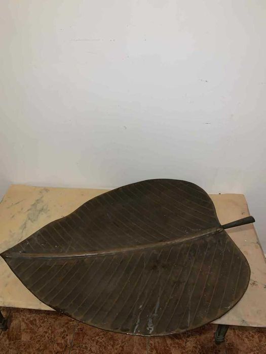 Platou fructiera uriase din cupru