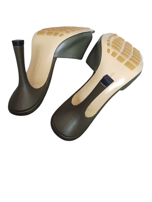Bottega Veneta сандали
