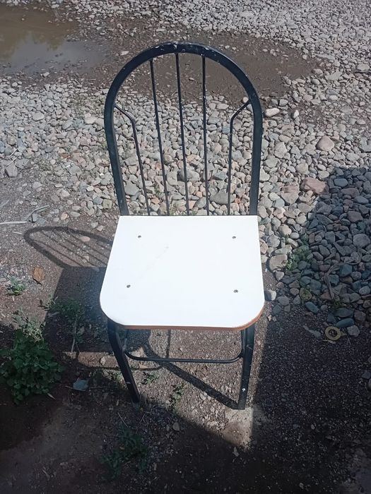 Продам стул в хорошем состоянии