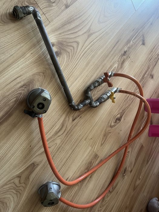 Regulator gaz quick on/ceas butelie supapa plus dostribuitor