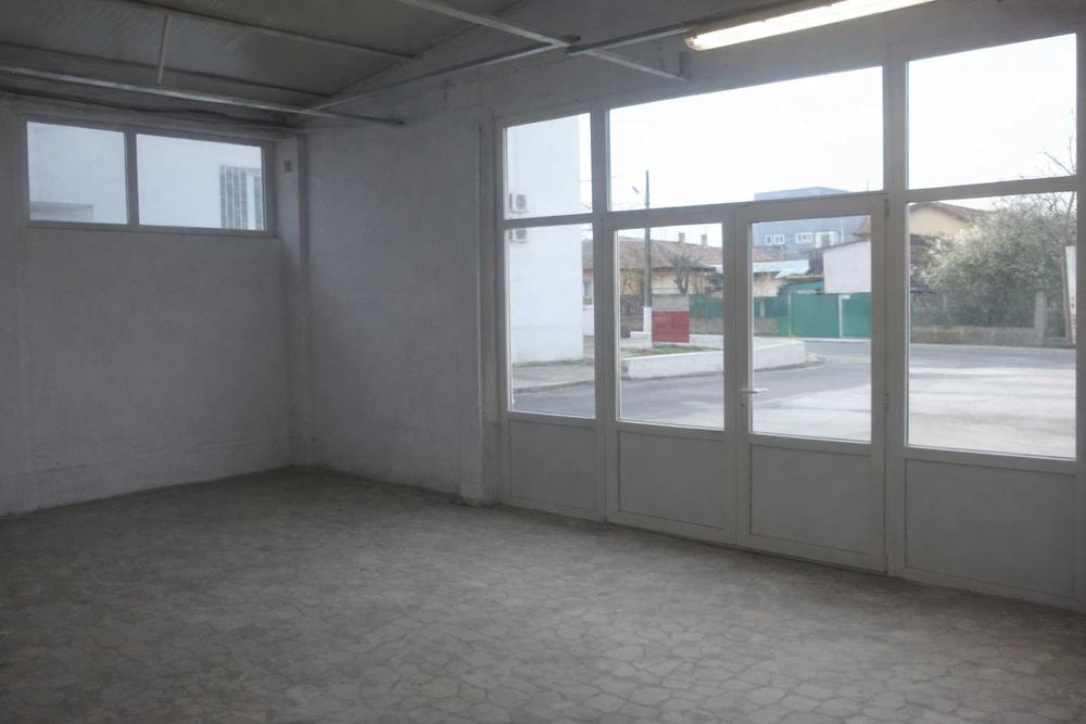 spatiu comercial pentru depozitare, servicii, comert