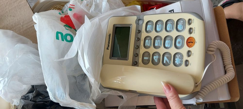 Продам стационарный телефон