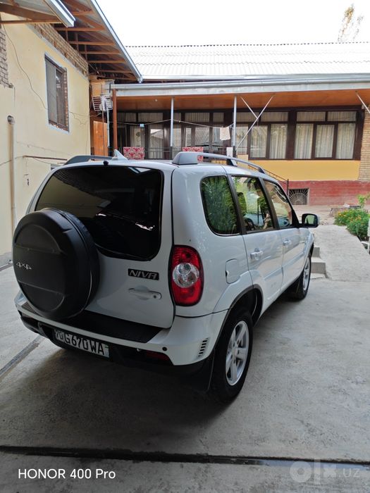 Niva Chevrolet 2018 yil. Probegi 70000 km yurgan.