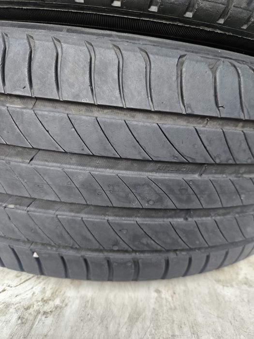 Гуми 225/60/17  2броя