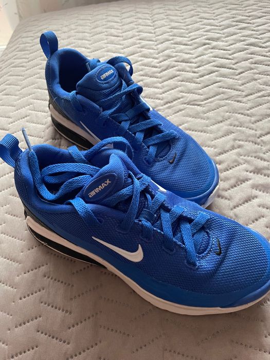 Оригинални маратонки Nike