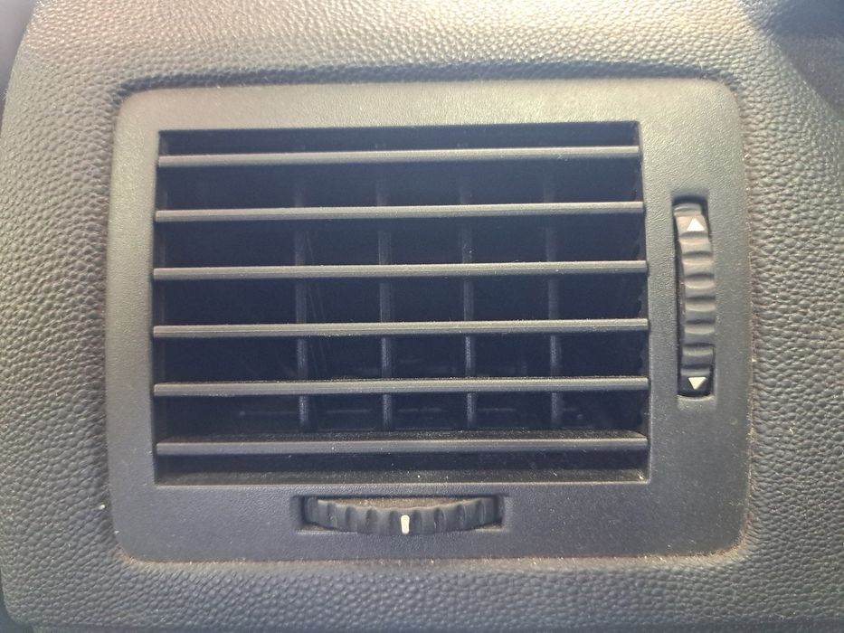 Grila aerisire stanga Skoda Fabia 1 (6Y2) [Fabr 1999-2008] OEM