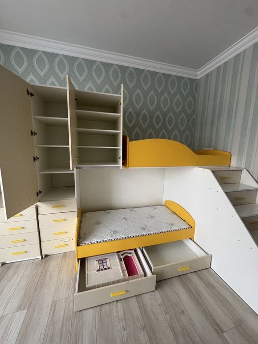 Двух ярусная кравать