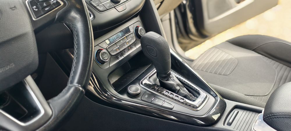 Ford Focus 2015 Titanium MK3, Carplay.5 automat, 150 cai, accept schimb