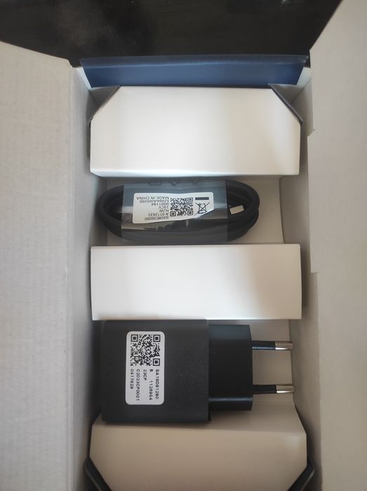 Продавам телефон Motorola g04