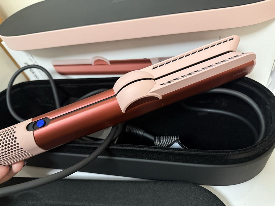 Dyson airstrait НОВЫЙ!