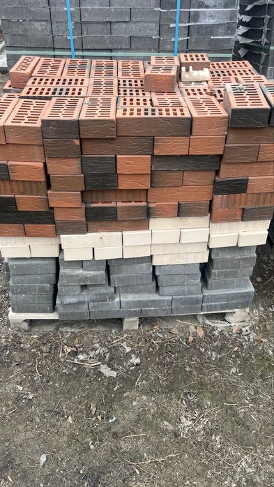 Облицовочные кирпичи