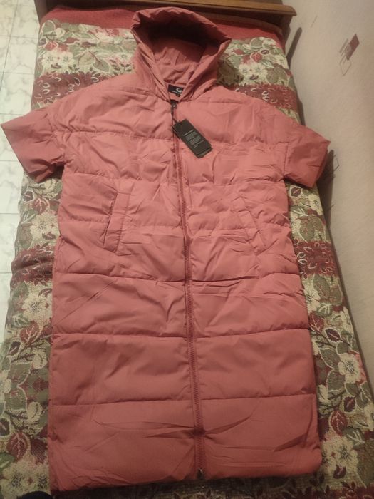 Продам новый пуховик