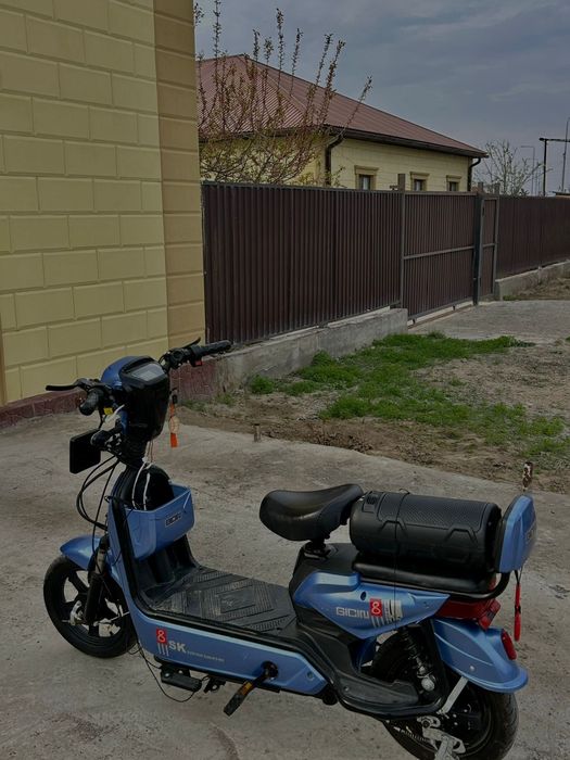 Электроскутер SK8