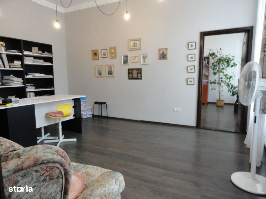 Apartament 2 camere, etaj 1, central - Pta M. Viteazu, 92 mp, renovat — fotografia 1