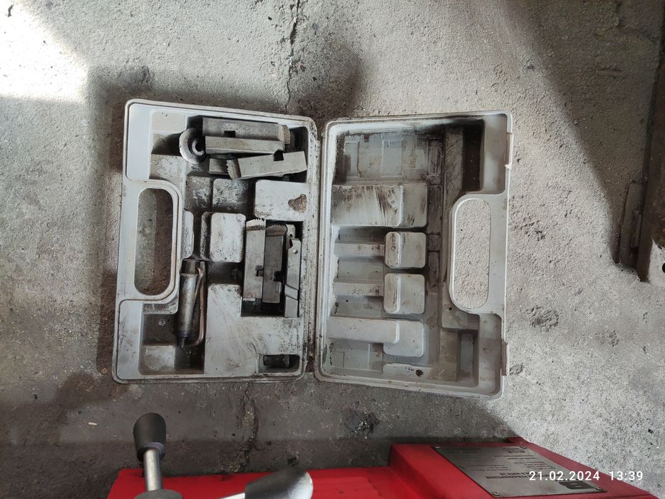 Резьбонарезной станок