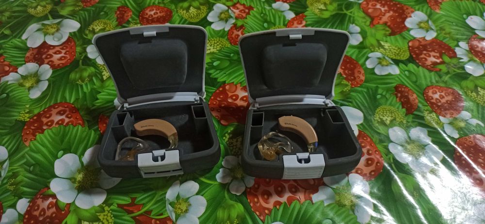 Слуховые аппараты,почти новые