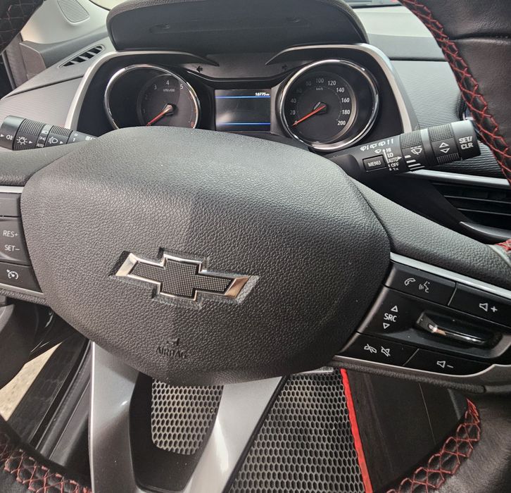 Tracker redline 2025