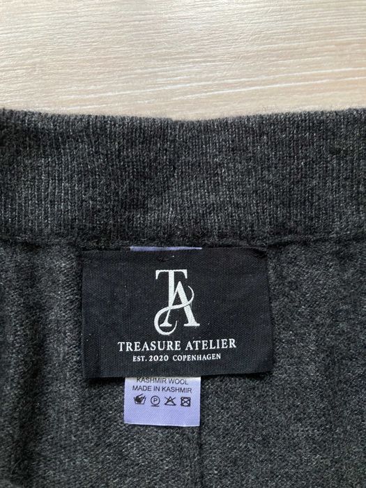 Trasure Atelier 100% Cashmere дамски кашмирен къс панталон къси панталони  кашмир M