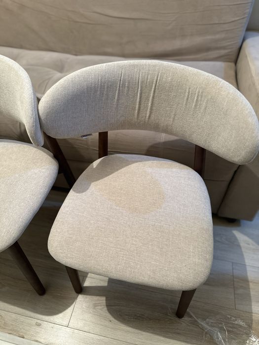 Срочно продам 4 или 9 стульев