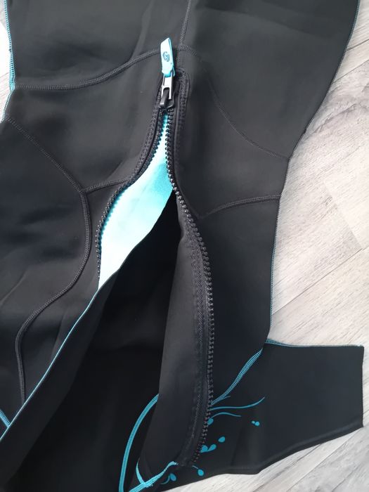 Vând costum neopren pentru scufundari marca TRIBORD -nou