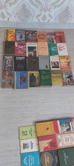 Книги б/у,в хорошем состоянии