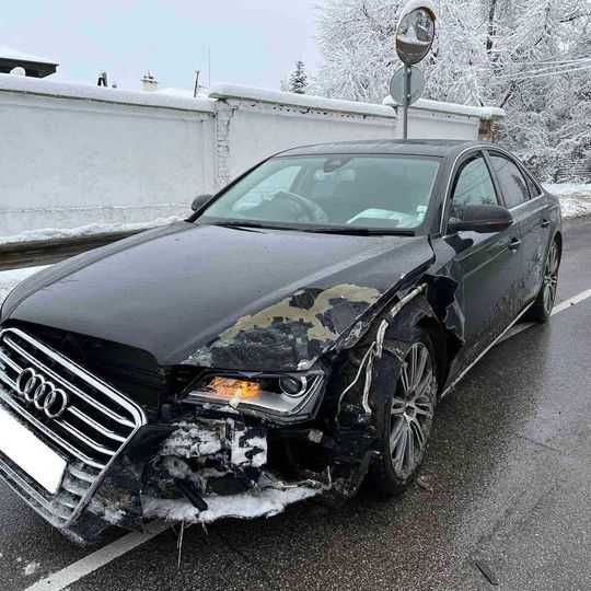 Audi A8 D4 3.0TDI На Части
